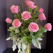Dozen Light Pink Roses 0028