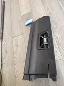 LEFT SIDE VENT