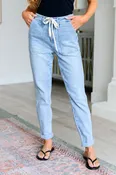 ONLINE EXCLUSIVE: Cooper High Rise Vintage Denim Jogger
