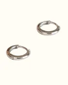 Gara Danielle 14k White Gold Huggie Hoop