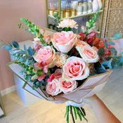 Pretty In Pink Bouquet – Fresh Garden Flowers