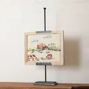 Metal Adjustable Scalloped Easel, Black