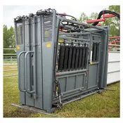 2W Livestock Equipment Double Exit Hydraulic Squeeze Chute