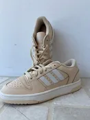 Adidas Size 5.5 Sneakers (Pre-owned)