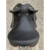 Ace Cox Poley — Australian Stock Saddle Company By Colin Dangaard Inc.