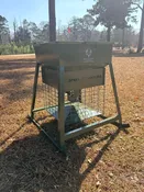 250 LB Capacity Tank Automatic Spin Feeder — Steel Outdoors