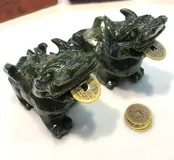 PiYao (Green Jade),  Size: 4.5'Lx3.5'Hx1.6'W Weight: 900 Grams