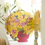 Bloomsbury Floral Vases Concertina Garland — Thistle & Bess