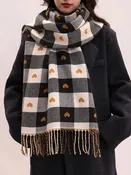 Heart Pattern Plaid Tassel Scarf