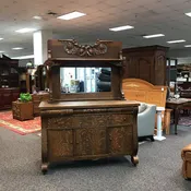 Antique Victorian Buffet w/Mirror (80x60x24)