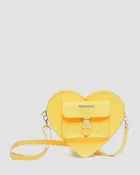 DR MARTENS Bolso Coraz&oacute;n de piel