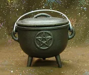4.5″ Pentacle Cast Iron Cauldron