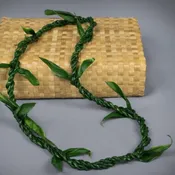 TE LEAF LEI
