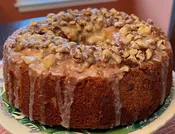 Black Walnut Pound Cake 10"