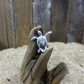 Alamea Abalone Turtle Pendant