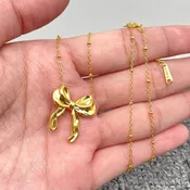 18k Gold Bow Necklace
