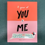 365 Questions For Couples - Macmillan Publishers