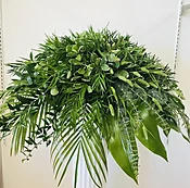 7 — Anna's Gift & Flower Shop