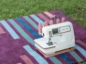HUSQVARNA VIKING AMBER Air S | 600 Coverlock, Coverstitch Machine
