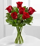 6 ROSES VASED