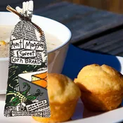Aunt Maggie's Sweet Cornbread
