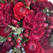 DESIGNERS CHOICE All RED VASE