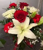 HOLIDAY SPLENDOR CUSTOM ARRANGEMENT