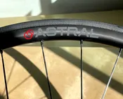 Astral Veil 3 Carbon – Rim Brake