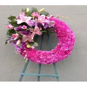 CARNATION WREATH - SYM-050