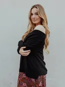 100% Cashmere Reversible Easy V-Neck Sweater