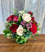 PASSION KISS VASE