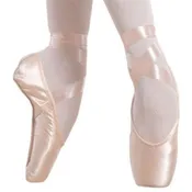 Capezio #121 and #121ES Aria Pointe Shoe
