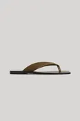 A.Emery | The Kinto Sandal in Hazel Suede