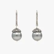 AM Studio Tahitian Pearl With Diamond Bead Cap