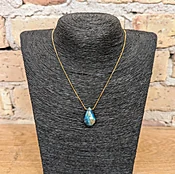 Labradorite Pendant — A Pied Shoe Boutique