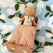 MAILEG LITTLE KITTEN AND TEDDY BED — Pickle Papers