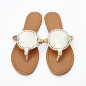 EasyStitch Medallion Sandals -Silver