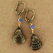 1009-STM Rhinestone Oyster Earring