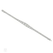 1920s J.E. Caldwell graduated diamond and platinum line bracelet