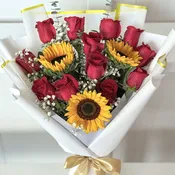 Red Rose and Sunflower bouquet