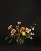 Medium Vase Arrangement — form floral