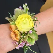 Prom wrist corsage- pearl, elastic band wristlet — Vera Flora