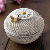 Belleek Pottery | April Flower of the Month Irish Basket Daisy