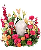 CONSOLING EMBRACE URN