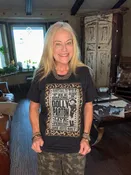 Amazing Dolly Live Graphic Tee