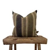Sacrificio Pillow - 19.5 x 19.5