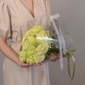 Bouquet of 12 green roses