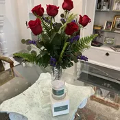 Half Dozen Red Roses with SV Signature Candle
