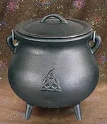7″ Triquetra Cast Iron Cauldron