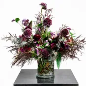 Moody & Romantic - Dark Design